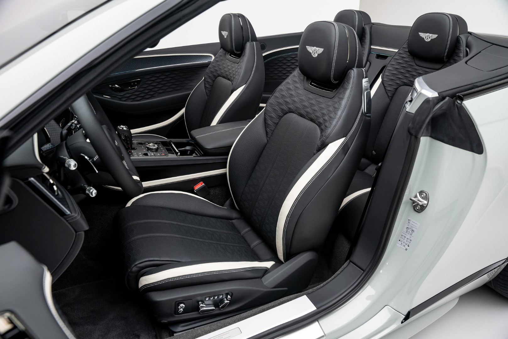 2025 BENTLEY CONTINENTAL GTC SPEED. FIRST EDITION. NAIM PREMIUM AUDIO SYSTEM.